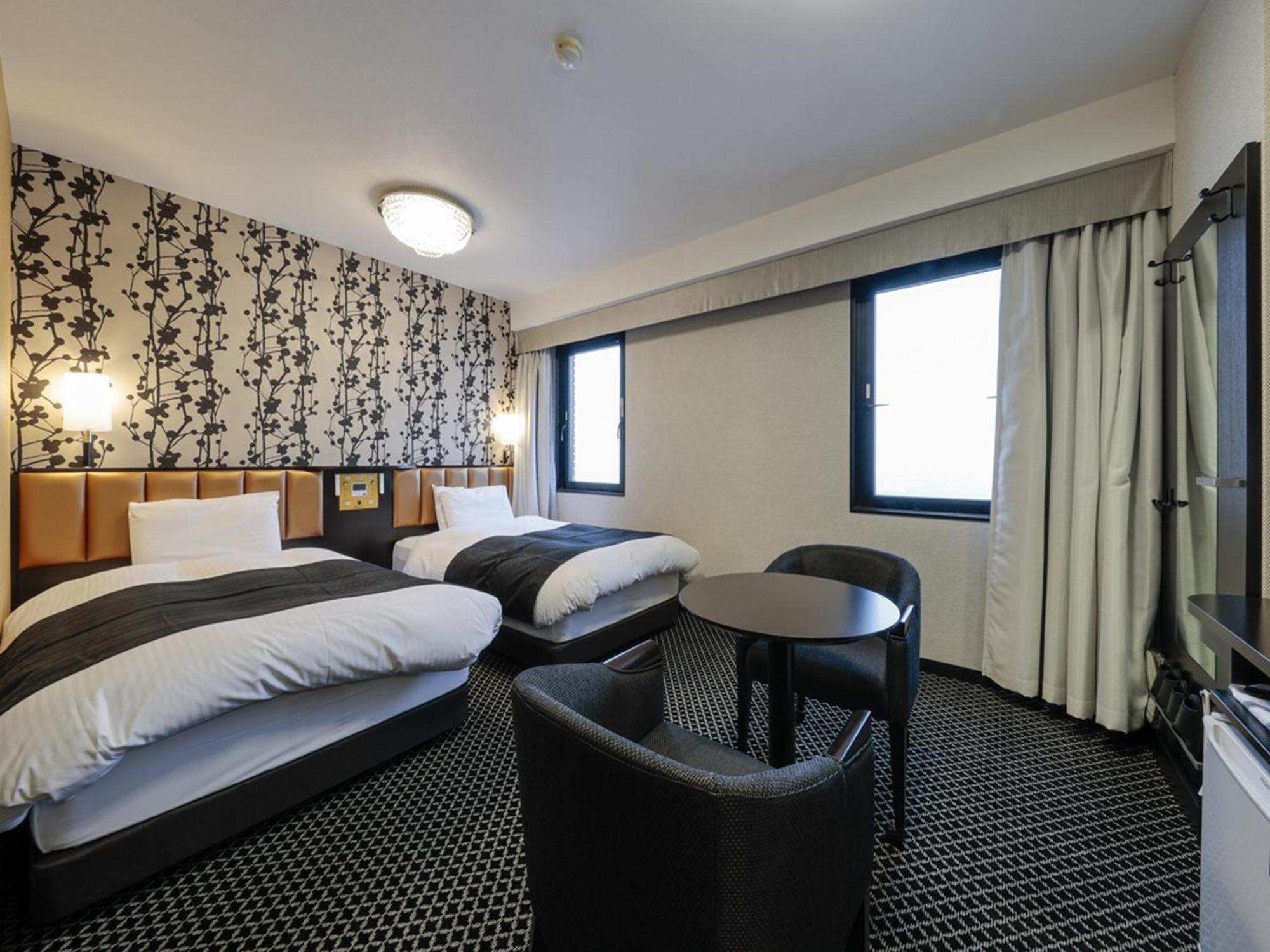 Apa Hotel Tonami Ekimae Εξωτερικό φωτογραφία