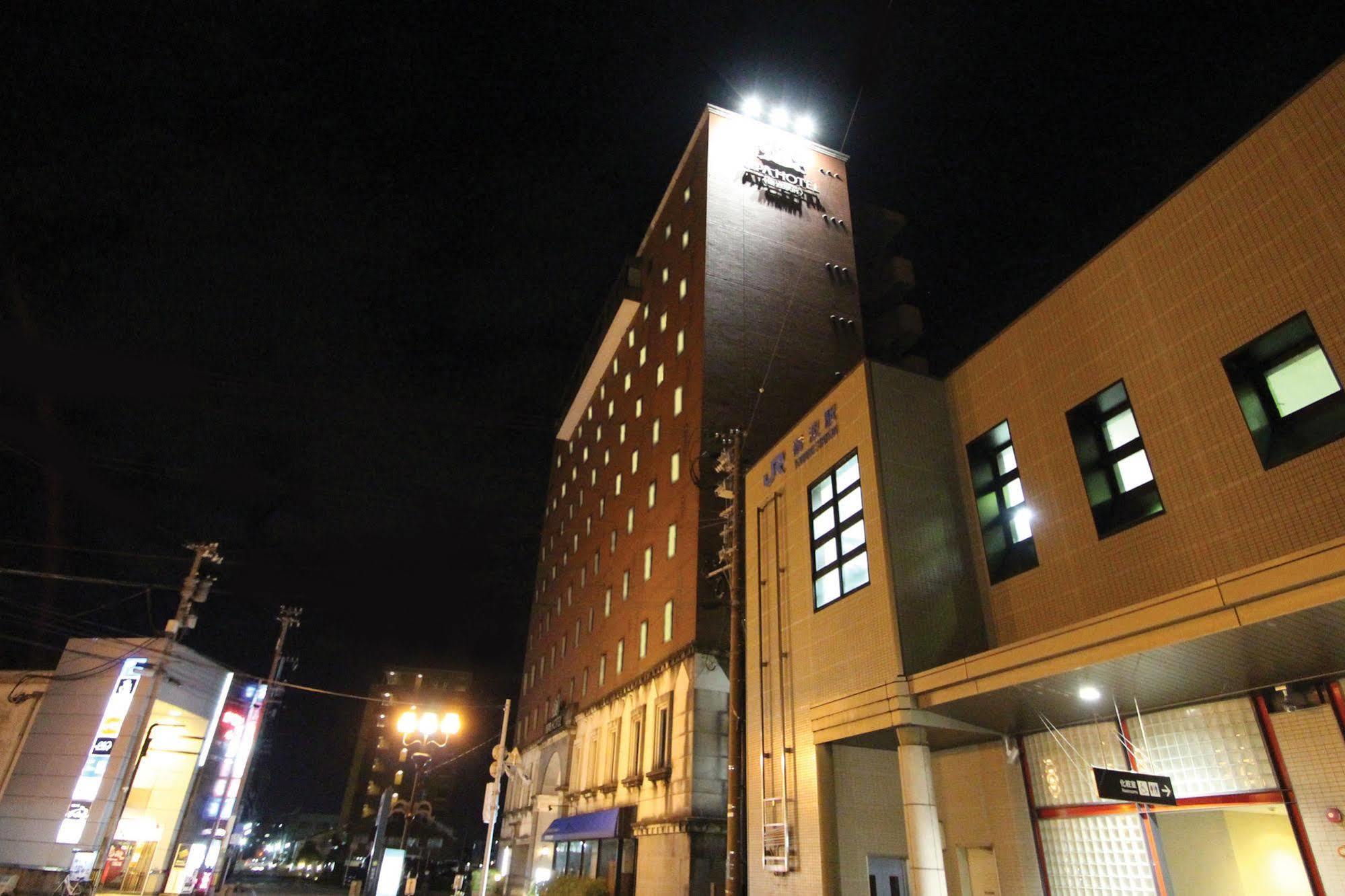 Apa Hotel Tonami Ekimae Εξωτερικό φωτογραφία